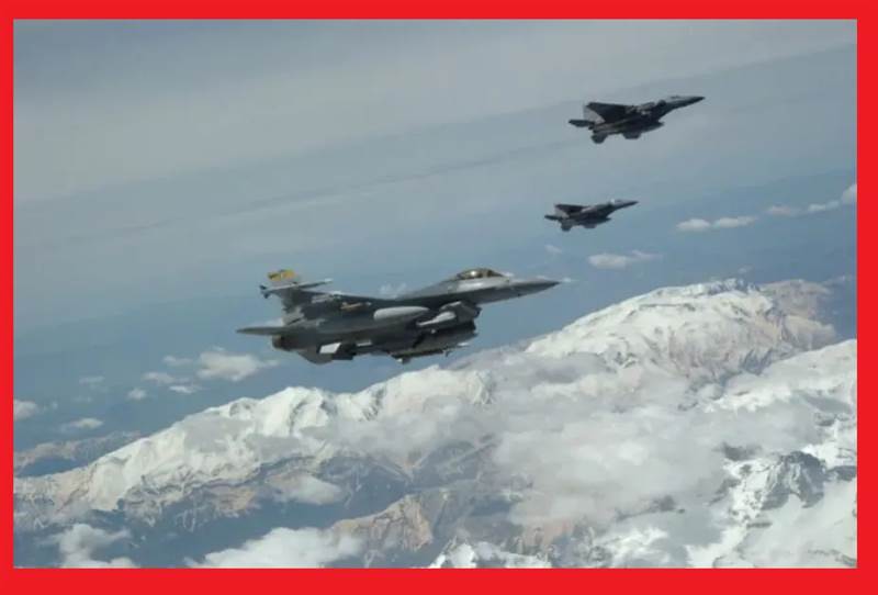 صنعاء تحت المجهر.. تحليق يُعتقد أنه إسرائيلي يربك الحوثيين وقيادات تغادر العاصمة سراً