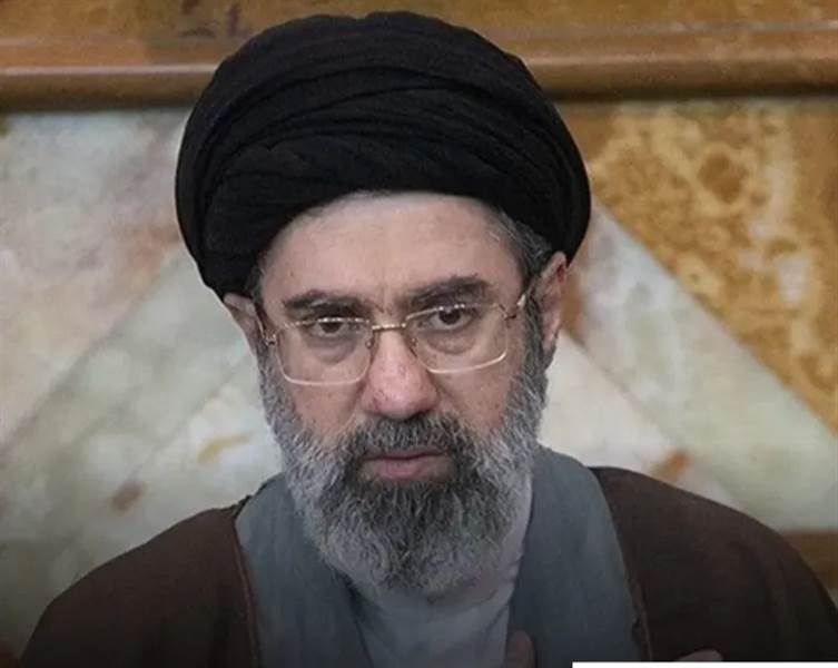 تسريبات تهز طهران.. مجلس الخبراء يختار مجتبى خامنئي مرشداً جديداً لإيران