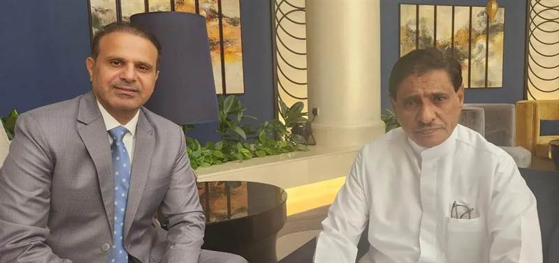 اللقاء المثير التساؤلات.. مدير مكتب أبوزرعة يكشف تفاصيل اجتماعه بفرج البحسني في أبوظبي