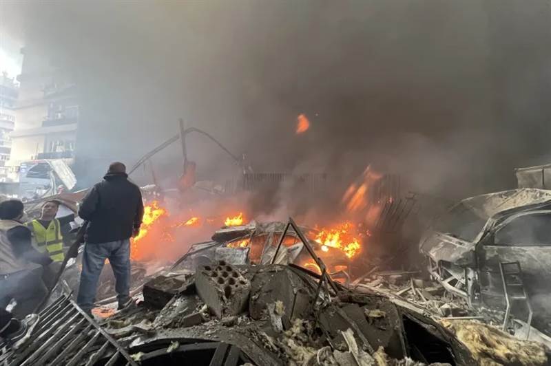 عاجل : لبنان يحترق ..غارات إسرائيلية هي الأعنف بعد هدنة واشنطن وطهران..  مجازر تخلف مئات الضحايا ولبنان في قلب الغموض