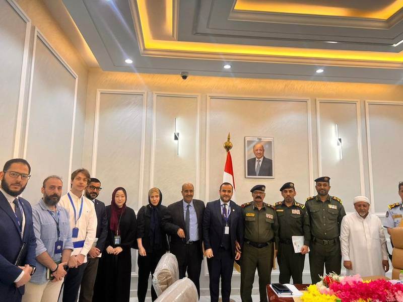 الحكومة اليمنية تقر إجراءات ميدانية للحد من تدفق المهاجرين الأفارقة.. مراكز استقبال ونقاط تسجيل على السواحل