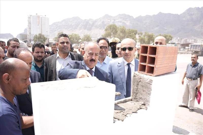 عدن تدشن المرحلة الثانية لتطوير مداخل الميناء.. خطوة لإحياء الدور الاقتصادي التاريخي