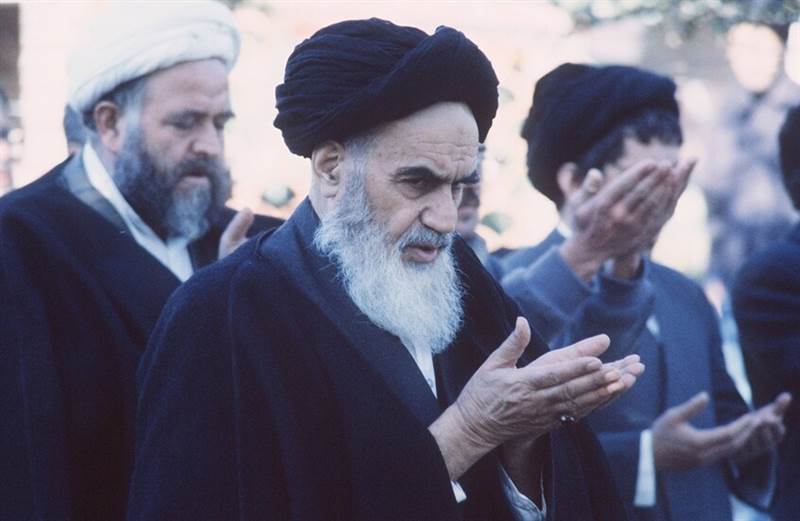وثيقة تركية “سرية للغاية” تكشف تفاصيل إقامة الخميني في بورصة تحت رقابة الاستخبارات
