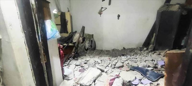 انهيار منزل قديم في التواهي بعدن يودي بحياة زوجين ويصيب أطفالهما تحت الأنقاض
