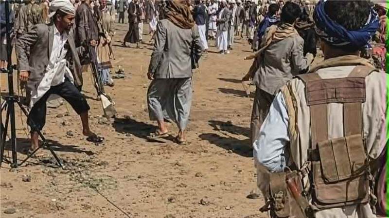 قبيلة الزبيرات تفند رواية الحوثيين بشأن "ميرا صدام" وتطرد فارس الحباري من أرحب