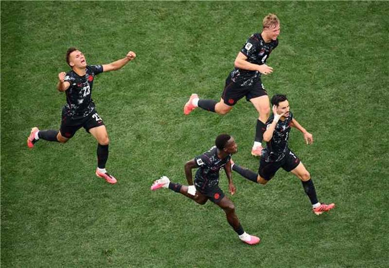 كندا تكتب التاريخ وتتأهل لأول مرة إلى ثمن نهائي مونديال 2026 بهدف قاتل